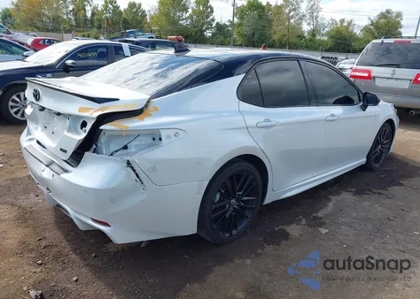 2024 Toyota Camry Xse V6 z USA, uszkodzony, nr VIN 4T1KZ1AK7RU096831
